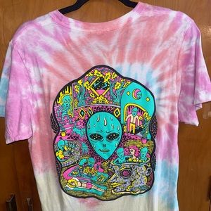 Alien shirt